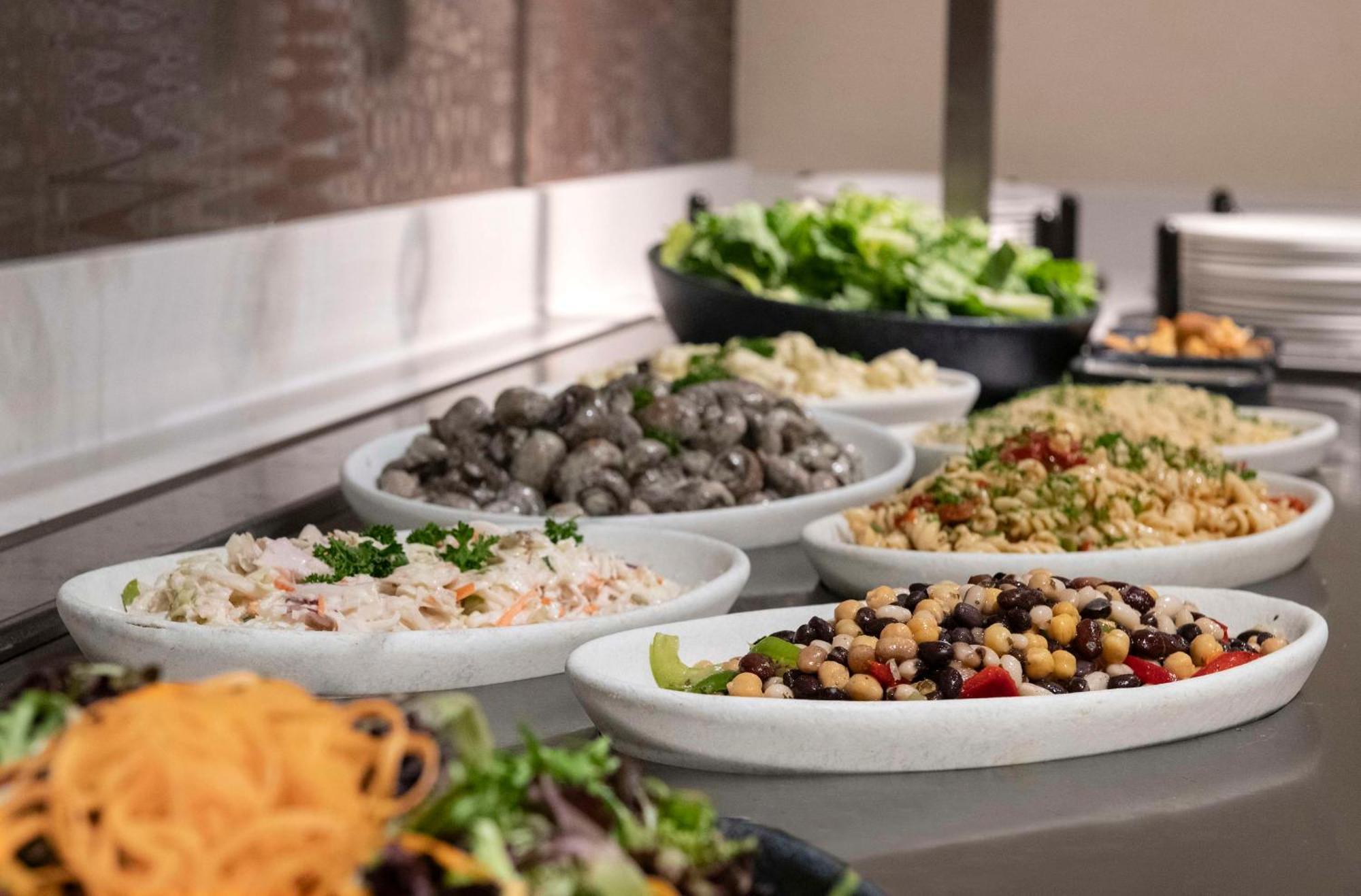 Doubletree By Hilton West Edmonton Hotel Ngoại thất bức ảnh